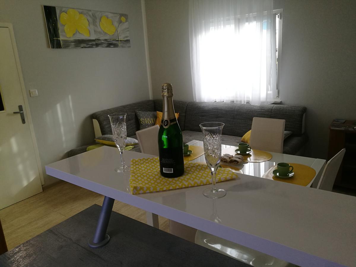 Apartment Cozy シベニク エクステリア 写真
