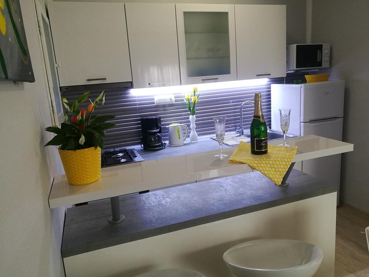 Apartment Cozy シベニク エクステリア 写真